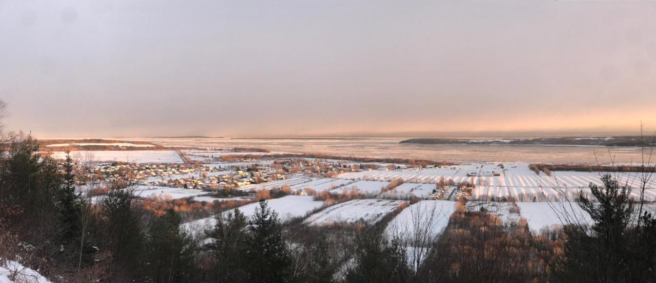 Les Chalets Sur Le Cap Saint Joachim ภายนอก รูปภาพ